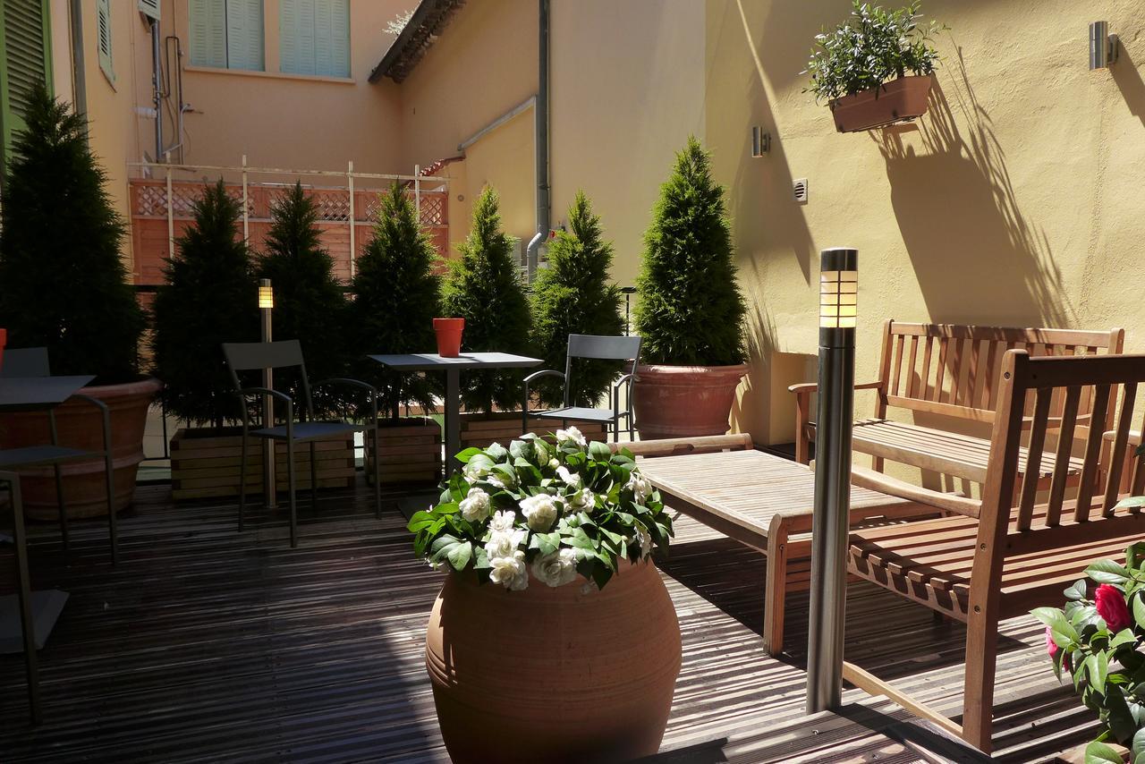 Residence Yolande Cannes Esterno foto