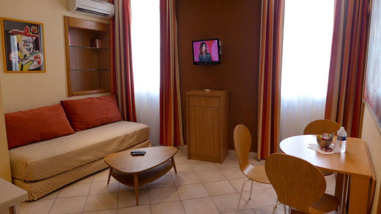 Residence Yolande Cannes Esterno foto