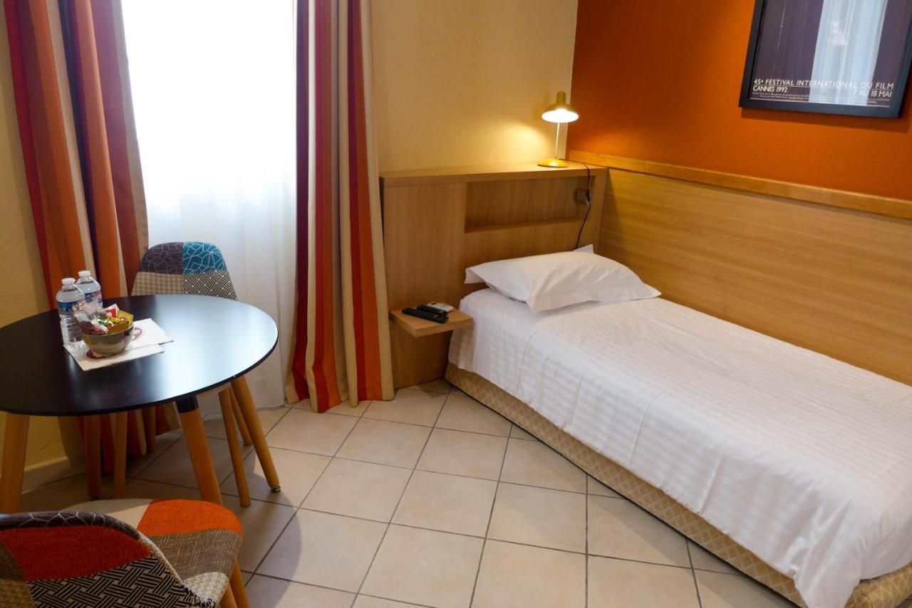 Residence Yolande Cannes Esterno foto